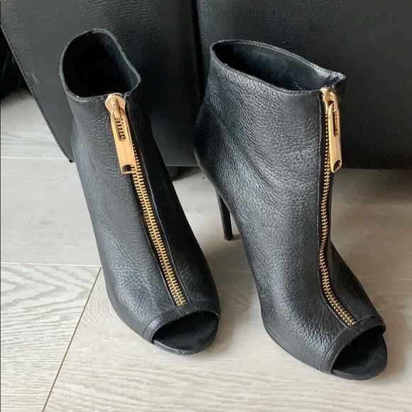 Burberry peep toe heels ( size 9 ) - Picture 2 of 8
